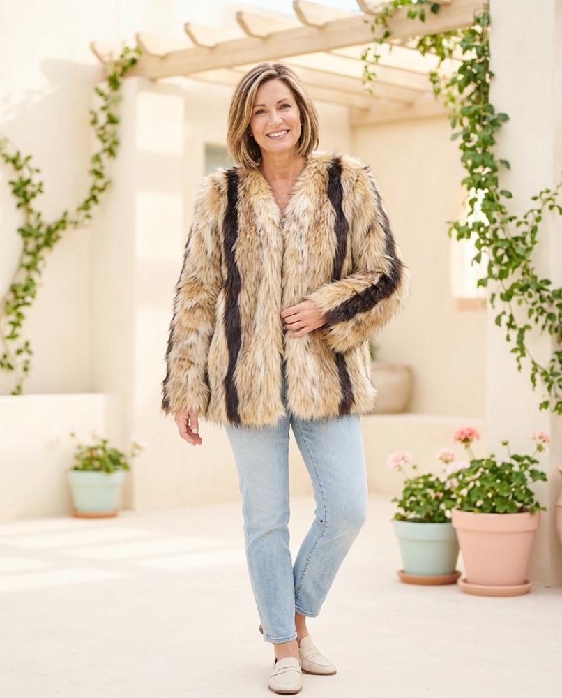 Marvis Mode - Rorel | Gestreifte Langflorige Jacke Damen
