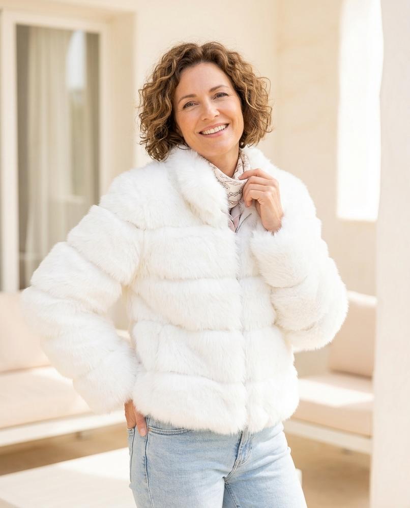 Marvis Mode - Magar | Pelzige Gesteppte Jacke Damen
