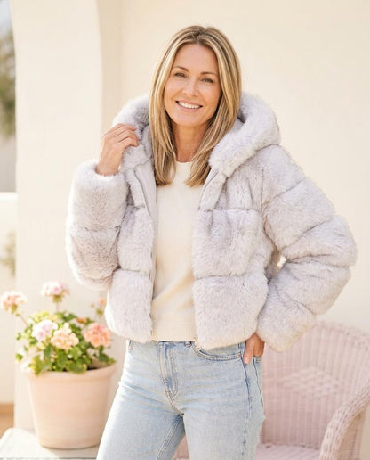 Marvis Mode - Rabid | Kurze Plüsch Jacke Damen