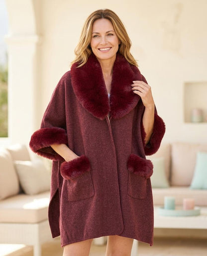 Marvis Mode - Eeror | Cape-artiger Pelzbesetzter Mantel Damen